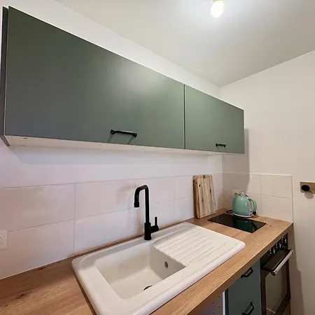 Appartement Eclatant 5 Pers Avec Balcon Et Garage - Fr-1-323-599 Saint-Hilaire-de-Riez